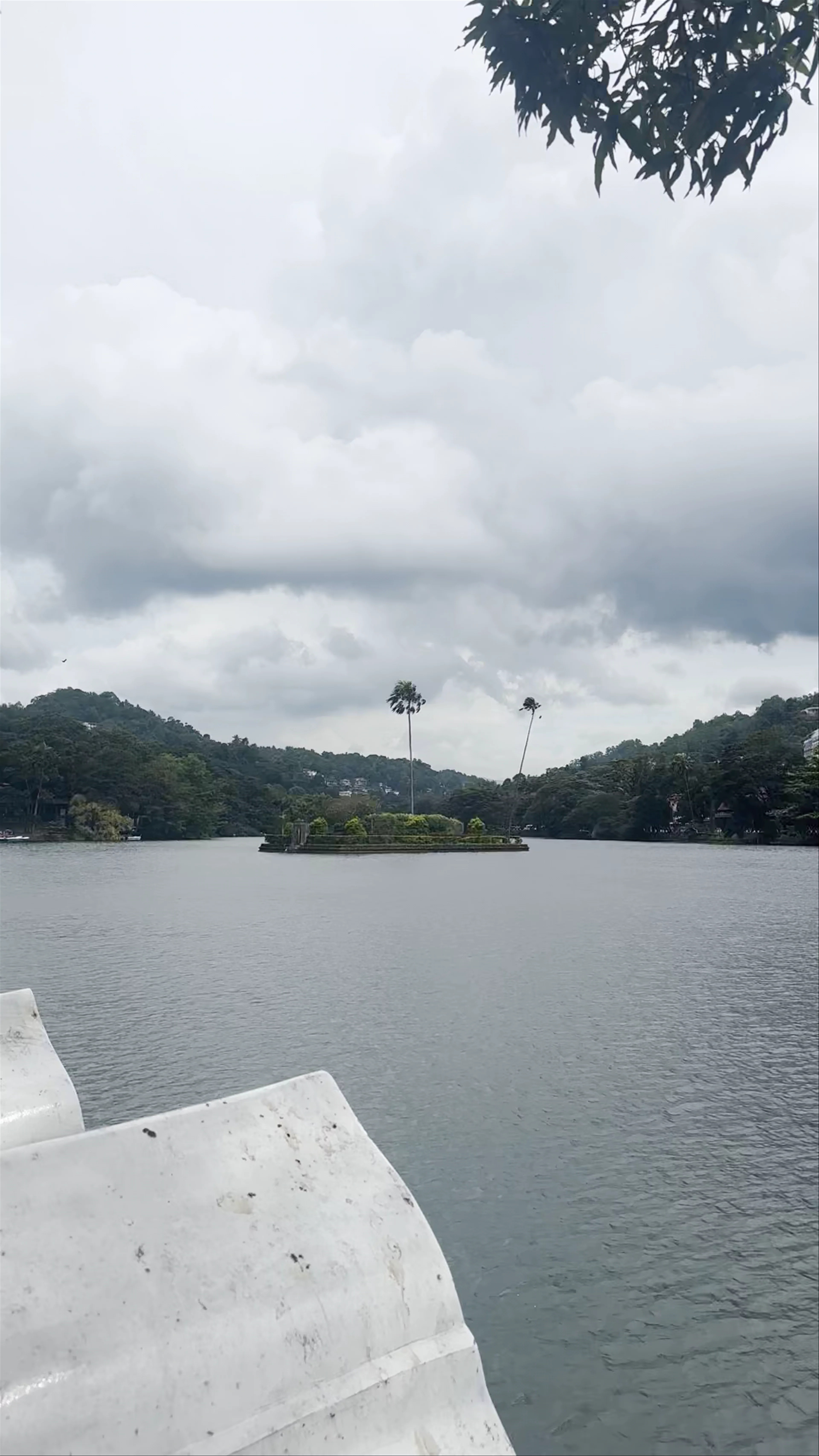 Kandy Lake