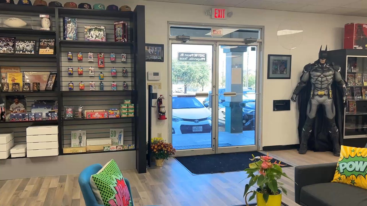 Card Gurus - Inside - Comic Books Near Me - Pflugerville, Texas