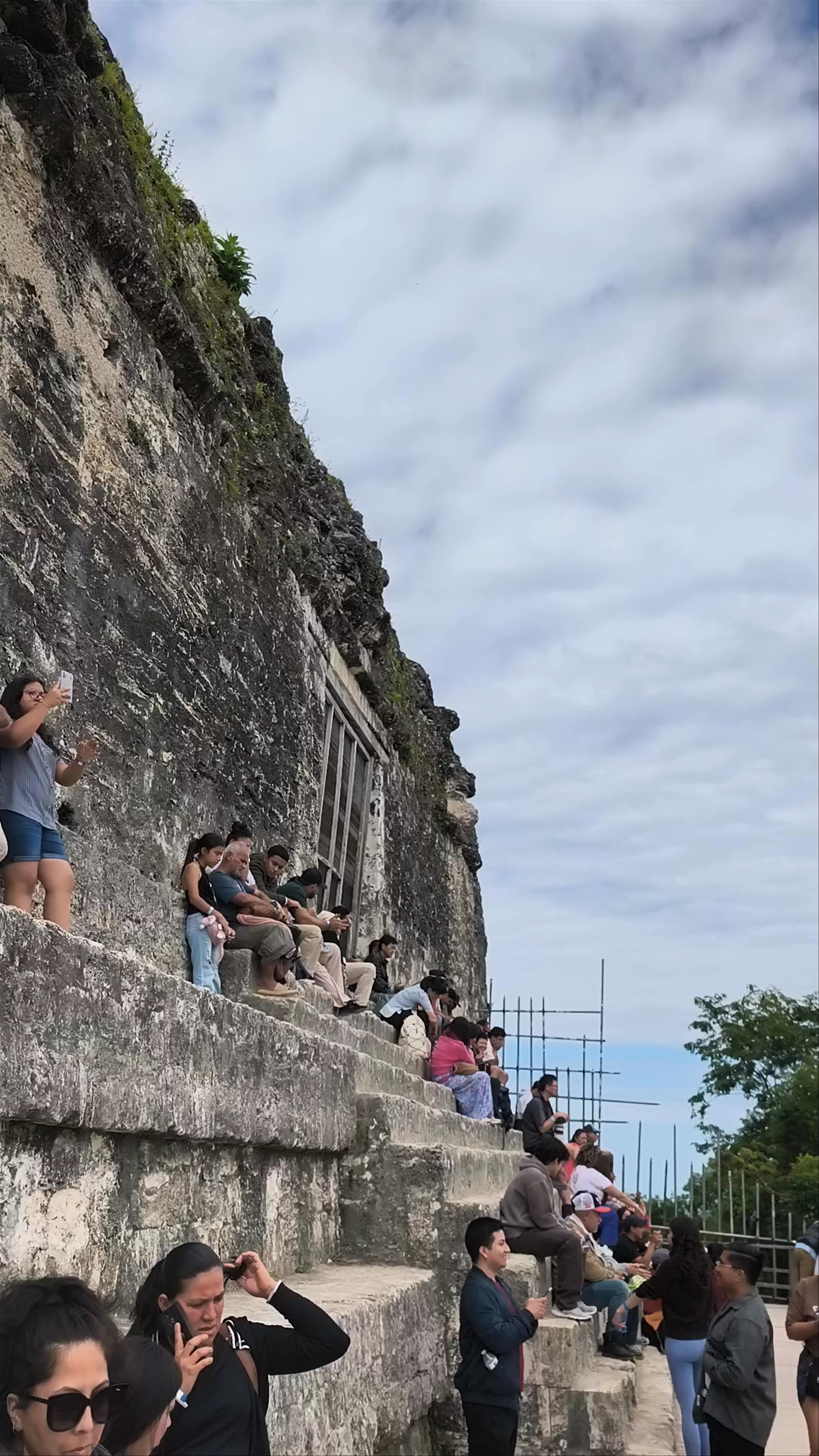 Pirámide de la Serpiente Bicéfala, Tikal