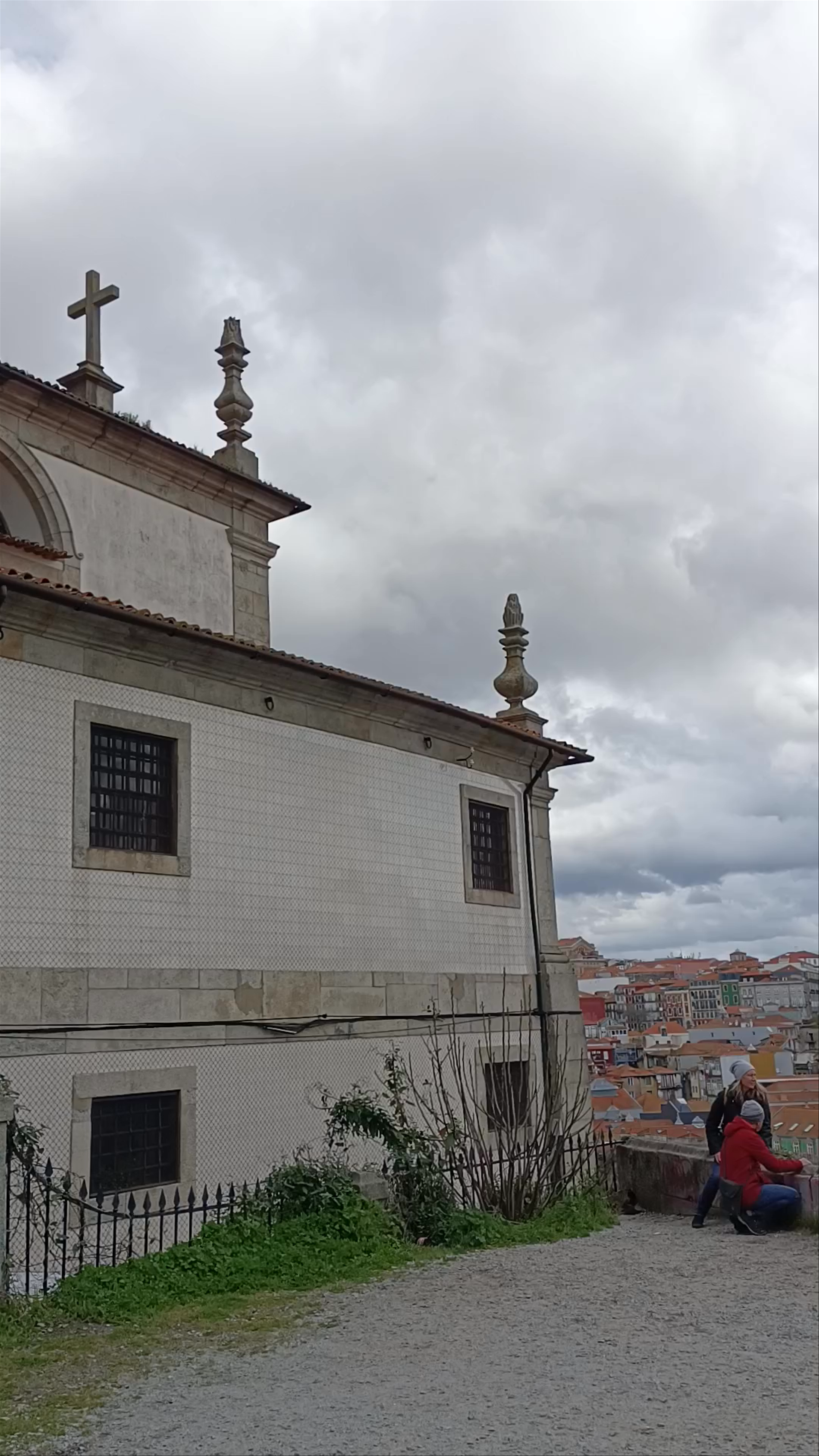 Mirador de la Victoria: Overlooking Historic Porto