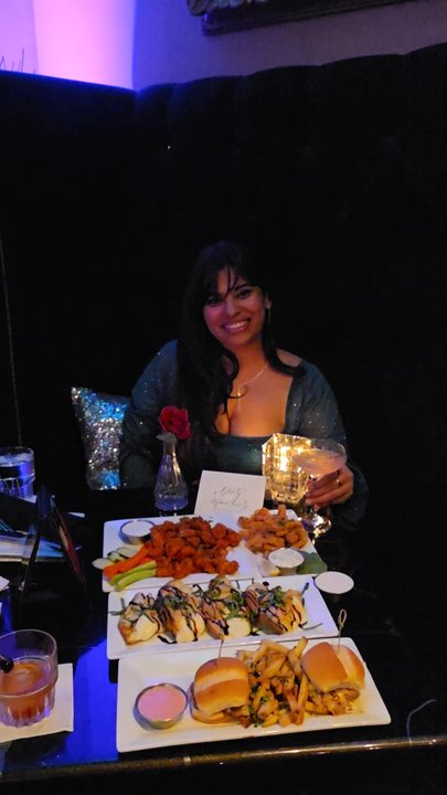 Suite Restaurant / Lounge - Birthday celebration - Bars Near Me - Bellevue, Washington
