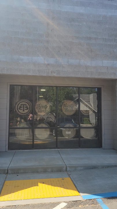 Thirsty Barrel Brewing - Outside - Brewpubs Near Me - Penn Valley, California