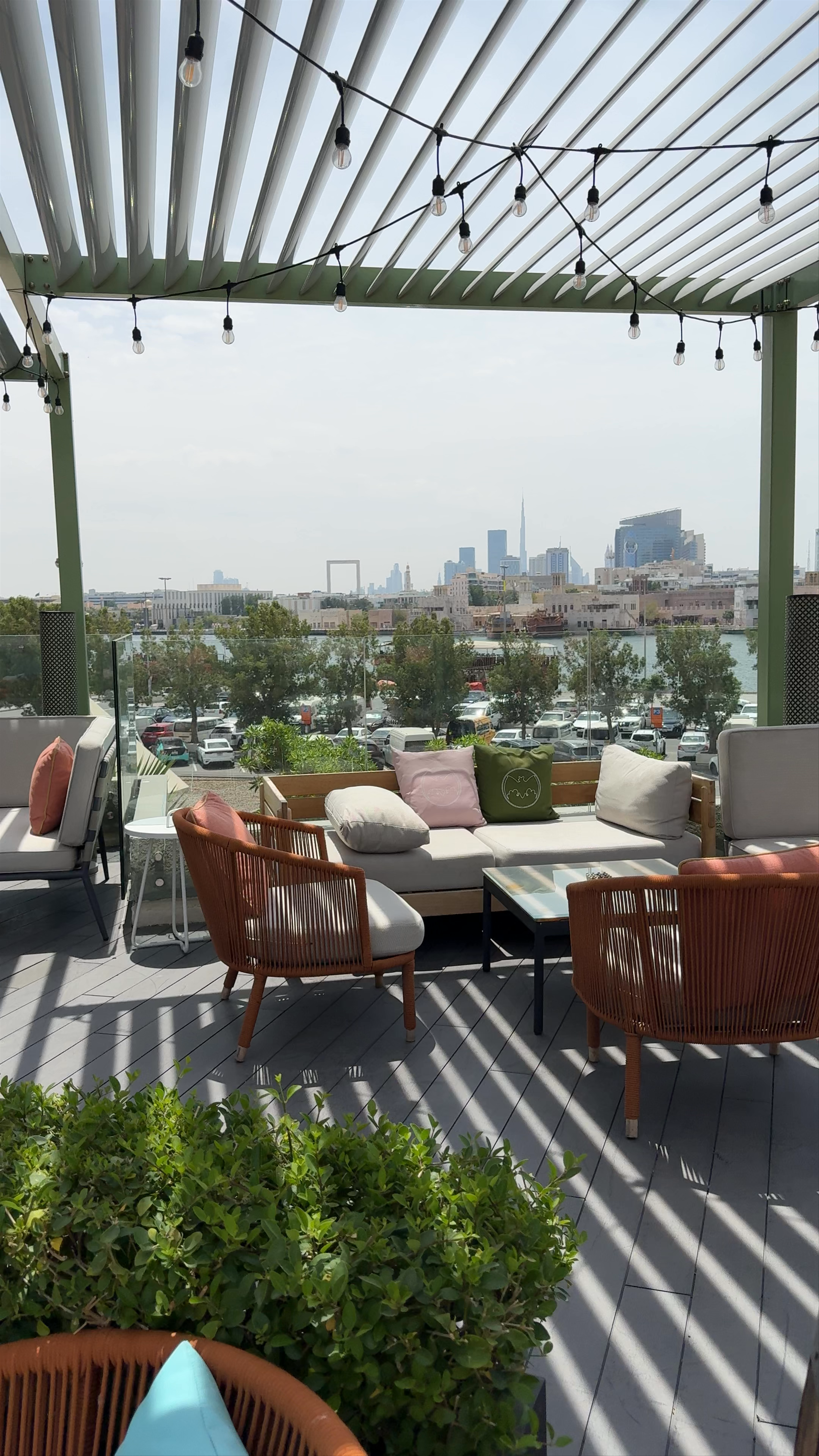 Creek View Restaurant - Baniyas Road - Dubai - United Arab Emirates