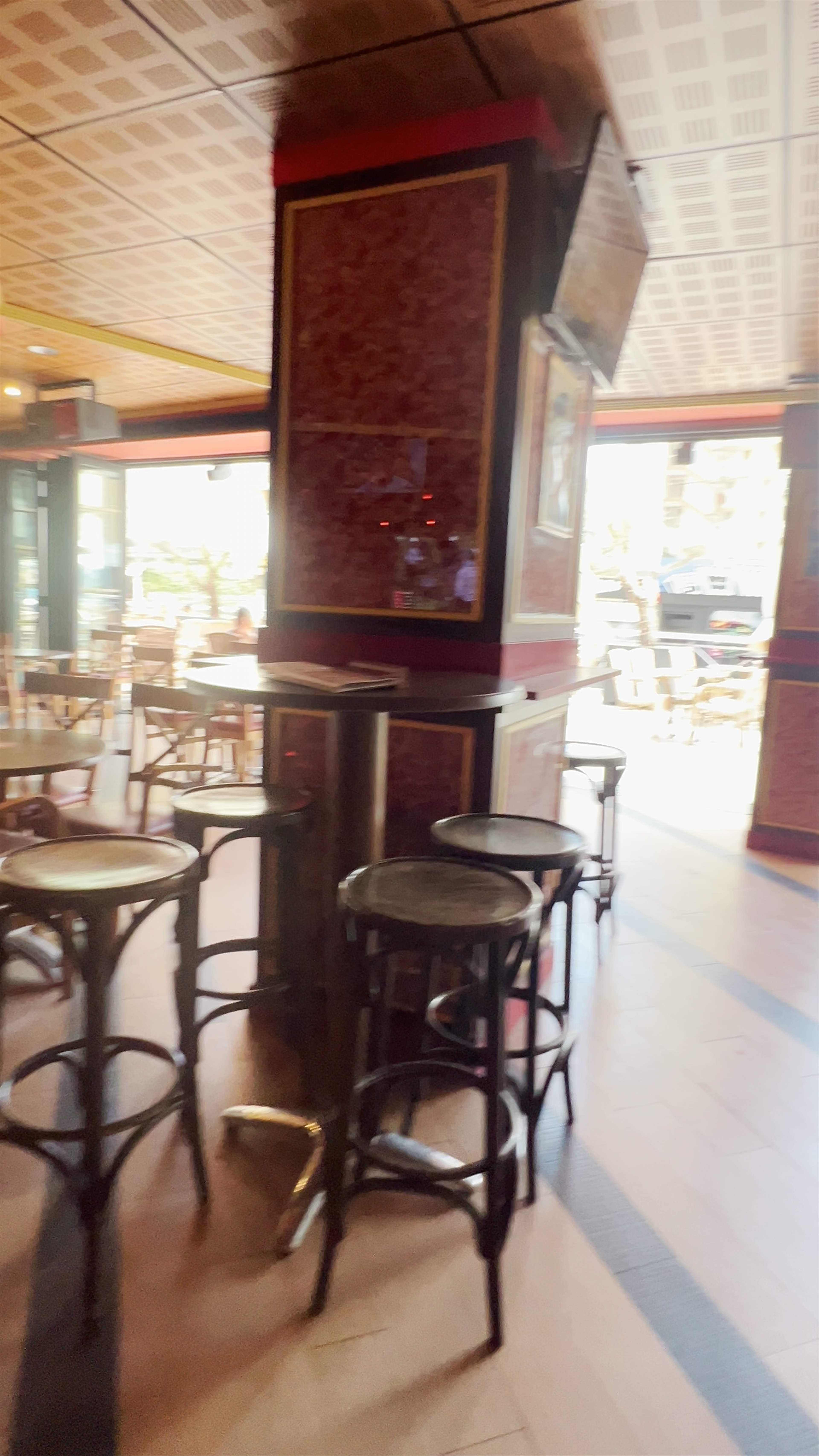 Sunny Day Vibes at White Star Bar, Benidorm