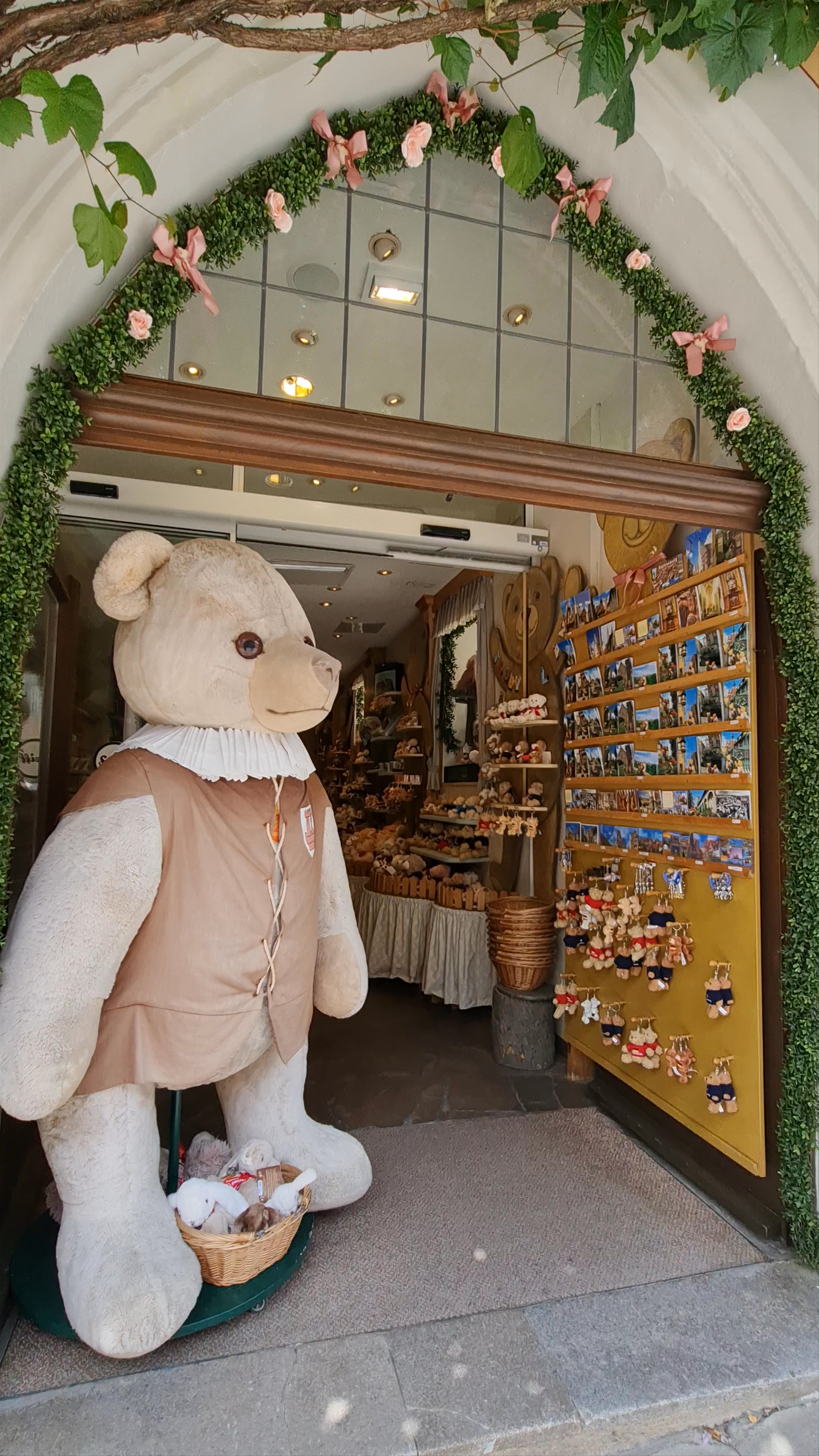 Teddyland Matthias Unger - Whimsical Toy Store in Rothenburg ob der Tauber