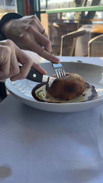 Prime - Cutting into the beef Wellington - American Near Me - Huntington, New York