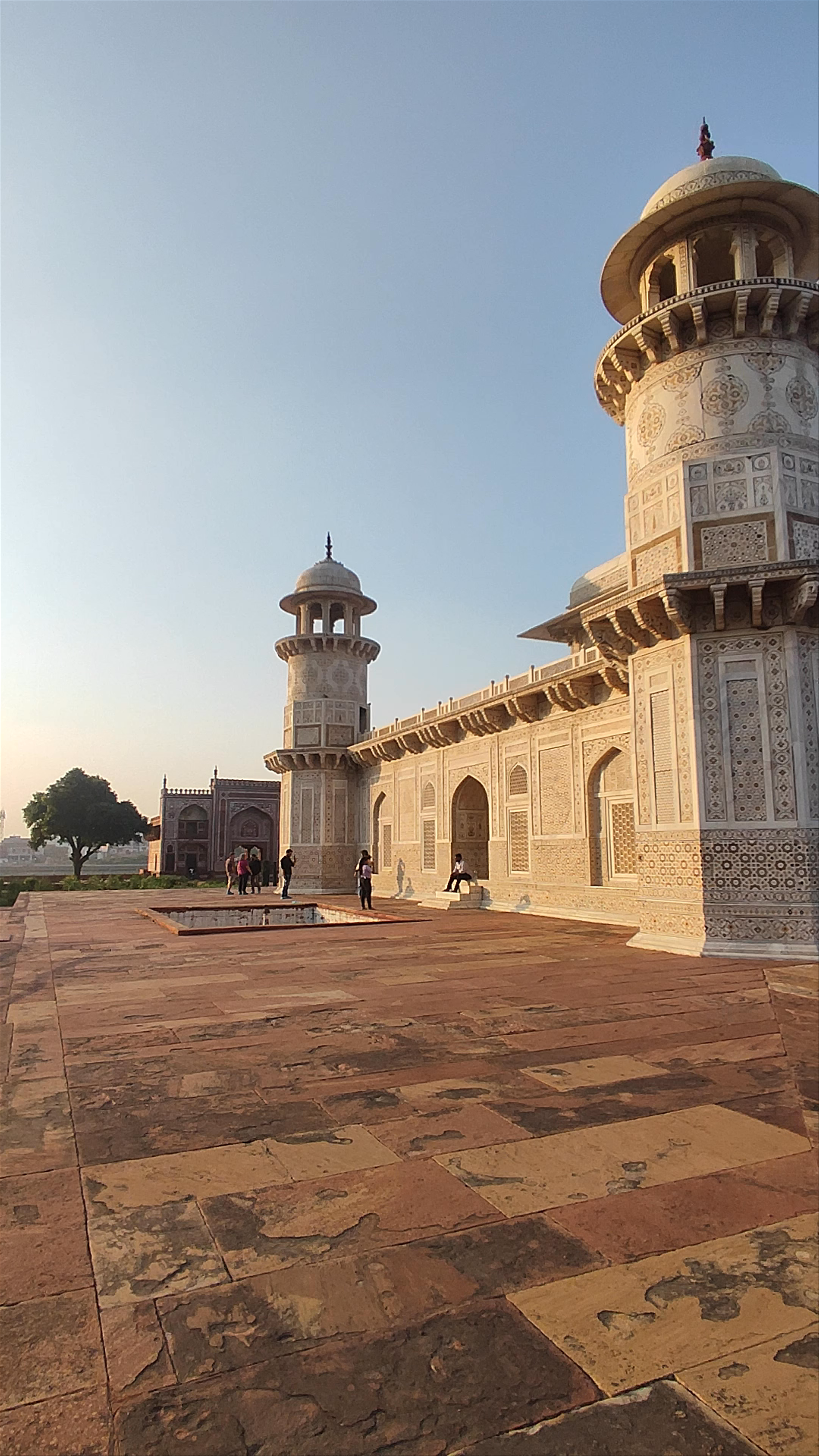 Itmad-ud-Daula: The Jewel of Mughal Art in Agra