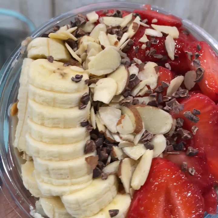 Playa Bowls - I got the Nica bowl and it was so good! - Coffee & Tea Near Me - Lawrence, New York