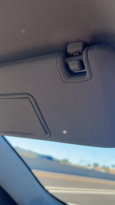 Easirent - Shake of the car when driving - Car Rental Near Me - Phoenix, Arizona