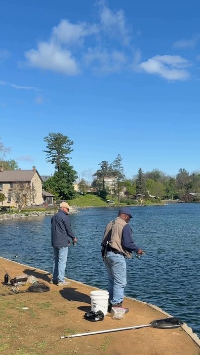 Children's Lake - Lakes Near Me - Boiling Springs, Pennsylvania