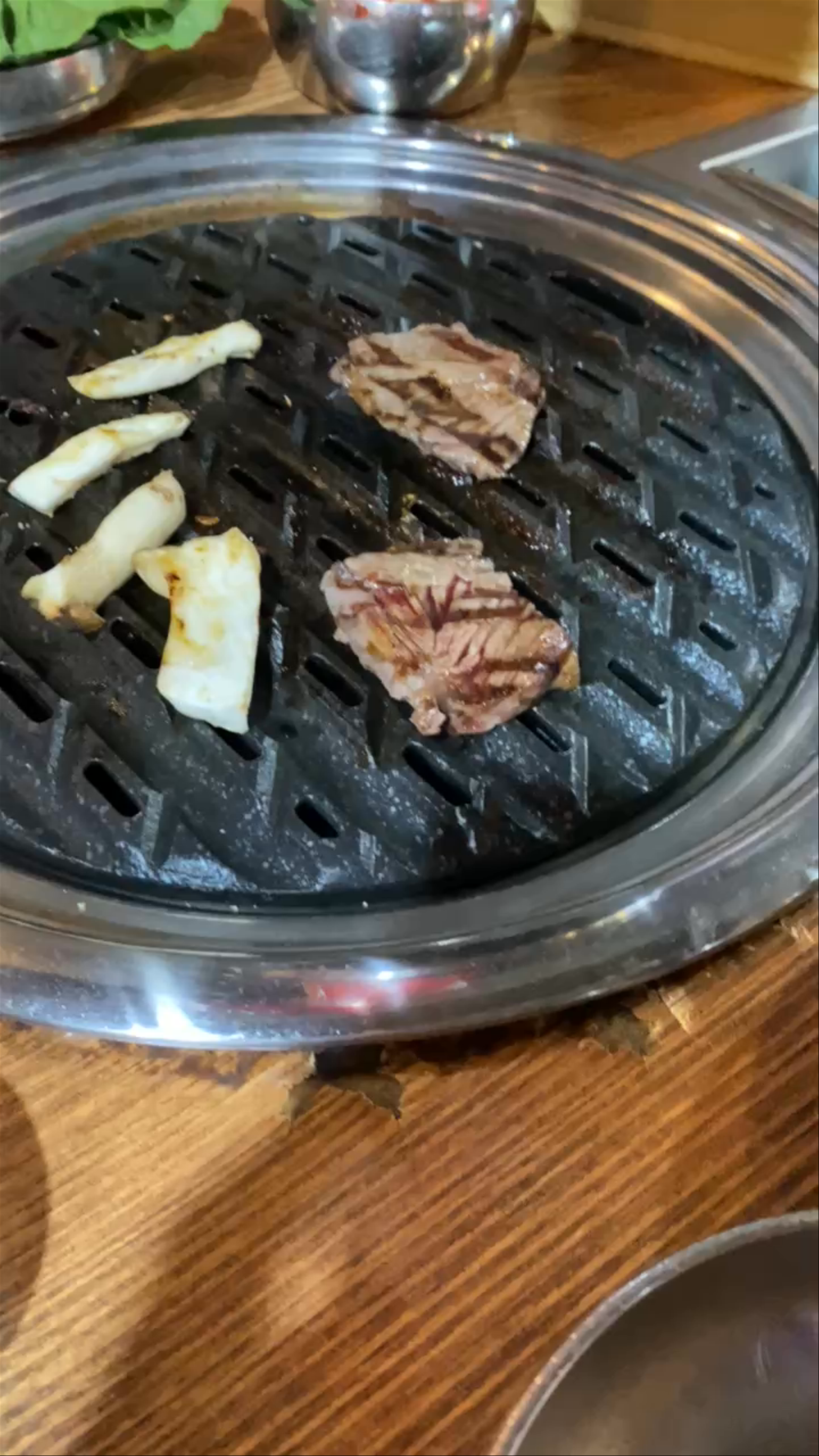 Myeongdong Korean BBQ restaurant Beef All You Can Eat Mongvely