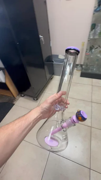 Preview pic of 16” 9mm beaker
