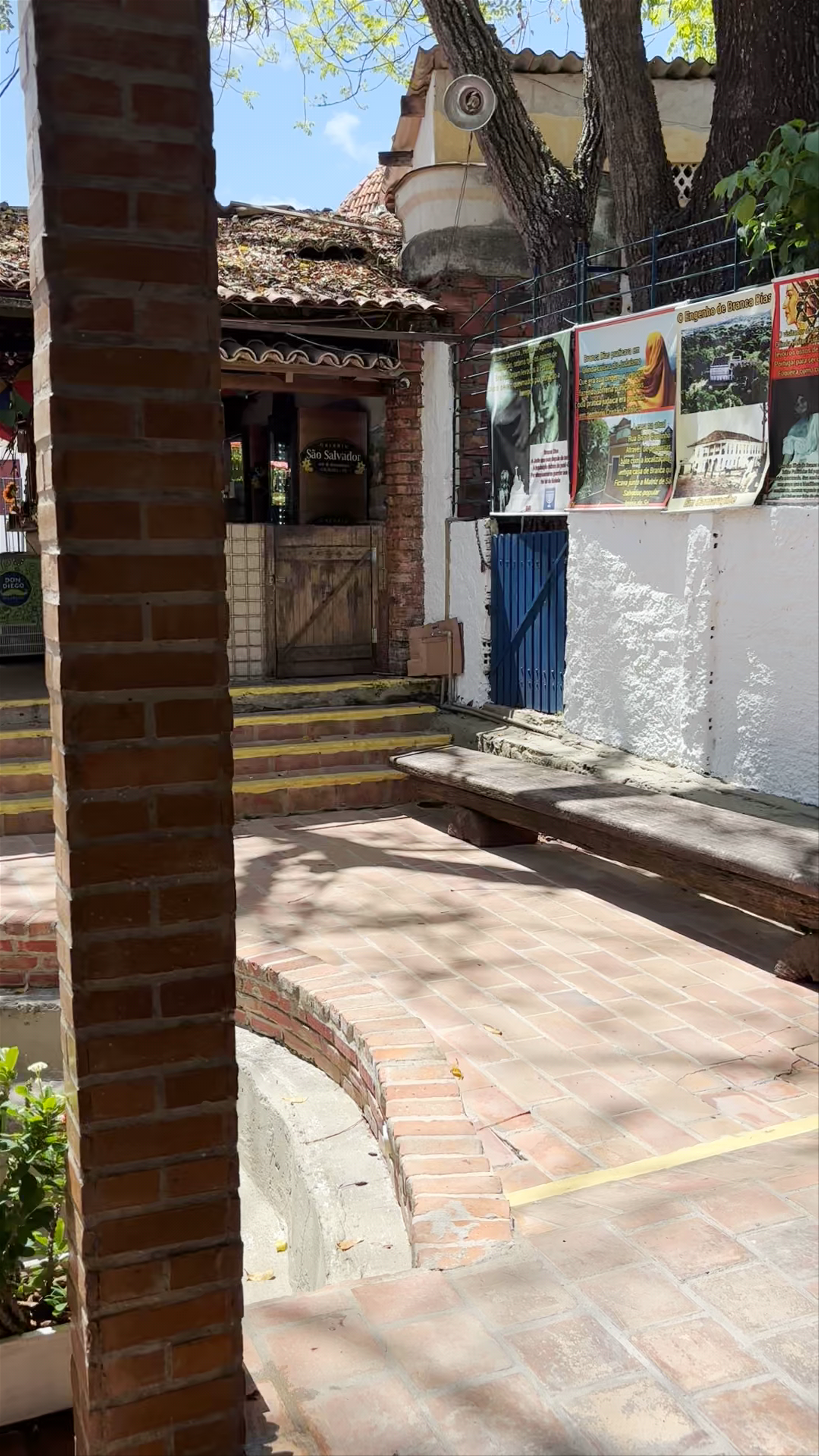 Galeria São Salvador - Galeria de Arte | Loja de artesanato | Loja de presentes | Antiga Casa de Branca Dias - Rua Bispo Coutinho - Carmo