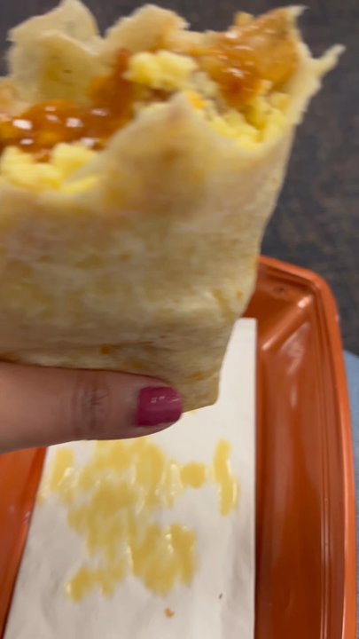 Diane Mina's Backyard Bar & Eats - This is Bacon Breakfast Burrito and it was nasty how it was dripping. Never going there again. - Beer Bar Near Me - Burbank, California
