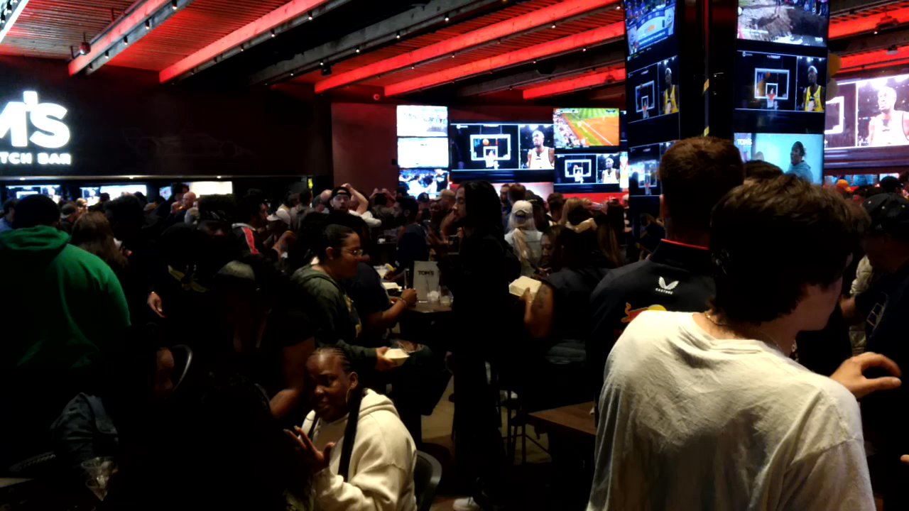 Tom's Watch Bar - Win - Sports Bars Near Me - Indianapolis, Indiana