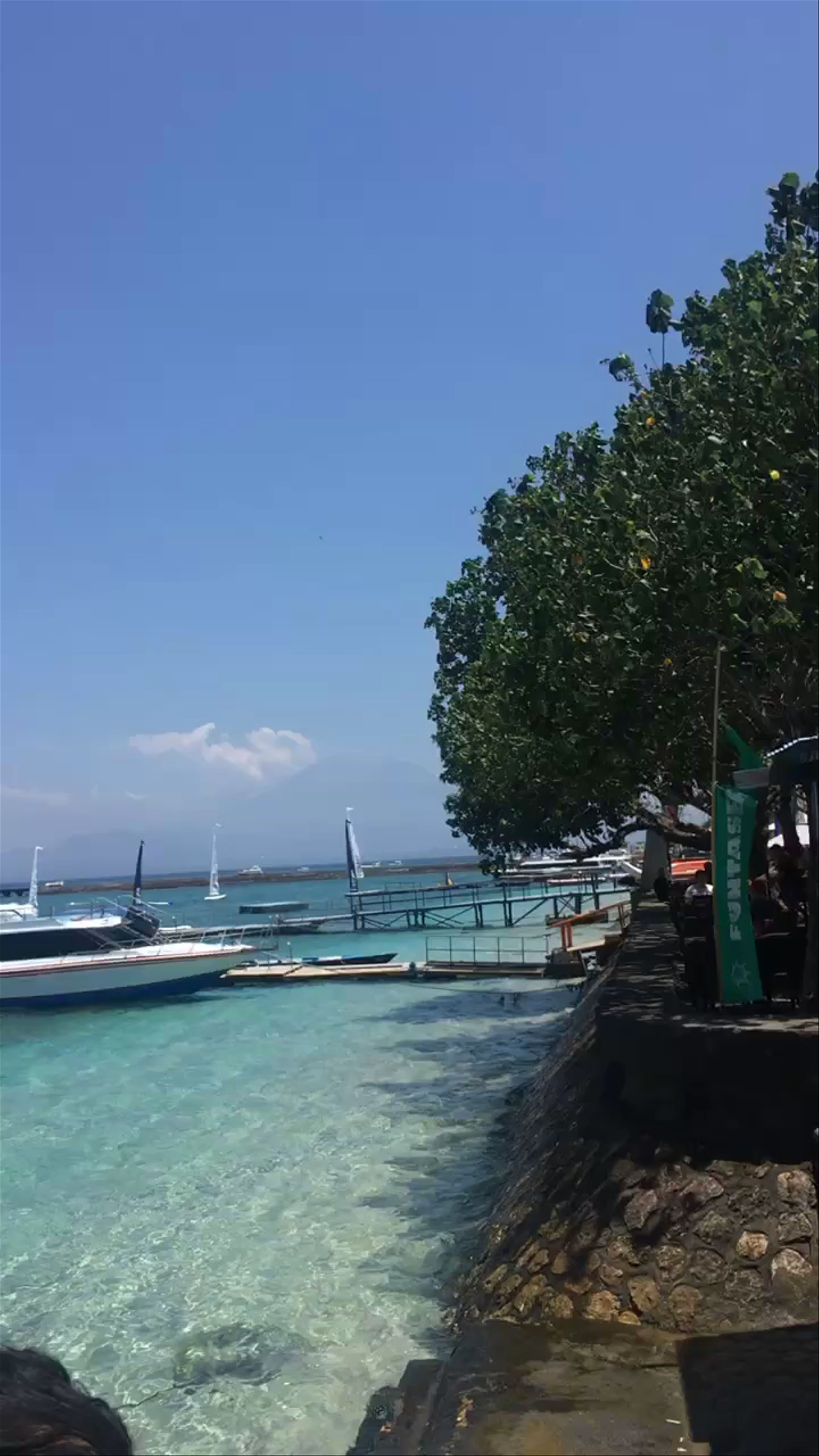 Lembongan Harbour: Crystal Clear Waters and Island Vibes in Bali