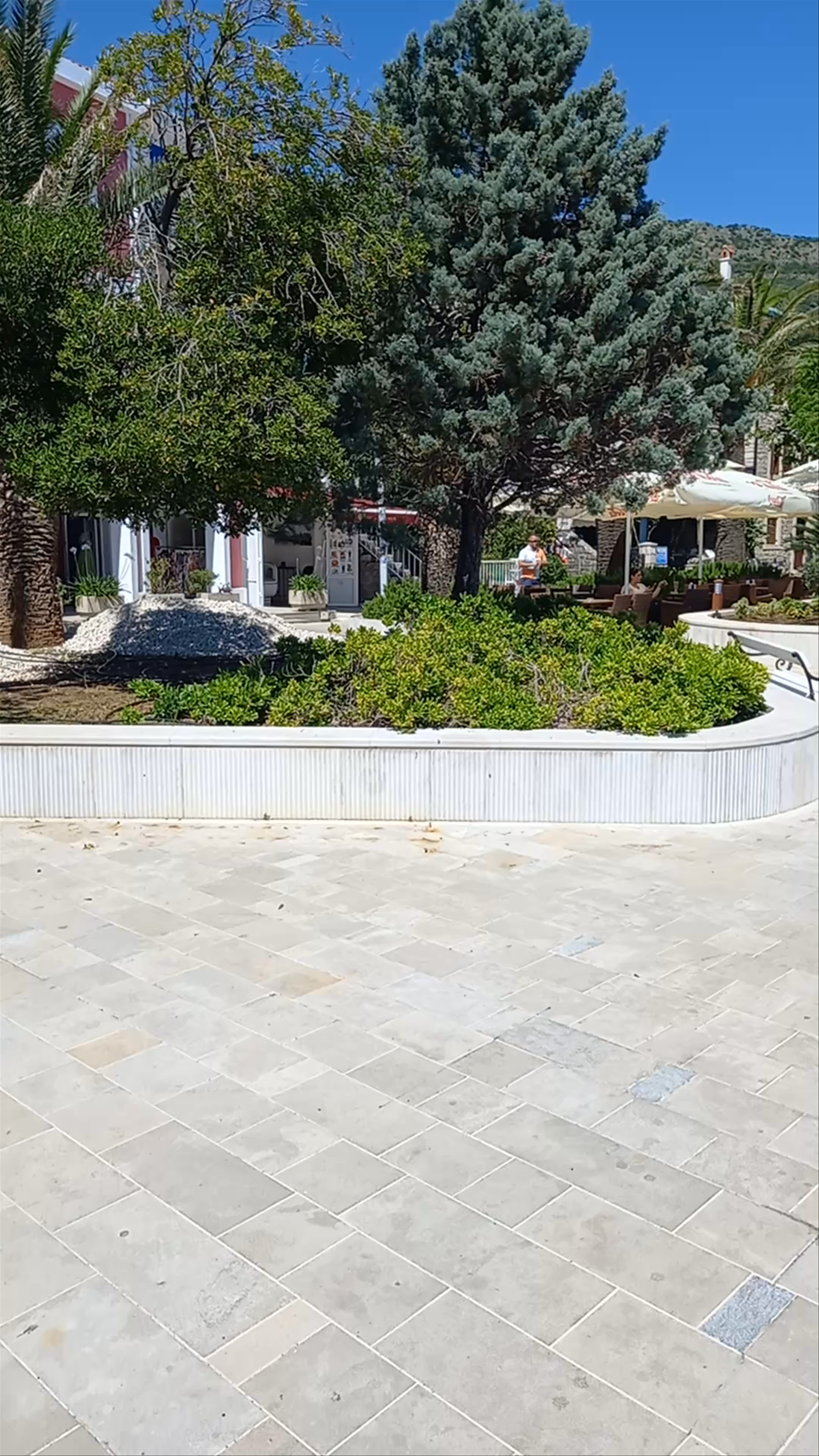 Petrovac beach