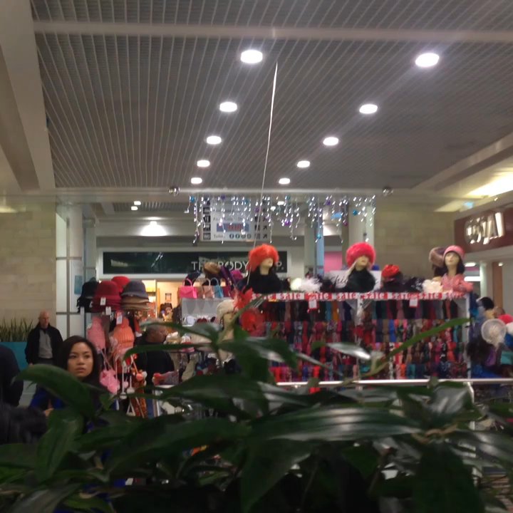 Quayside MediaCityUK - Inside the centre - Shopping Centers Near Me - Salford, XGM