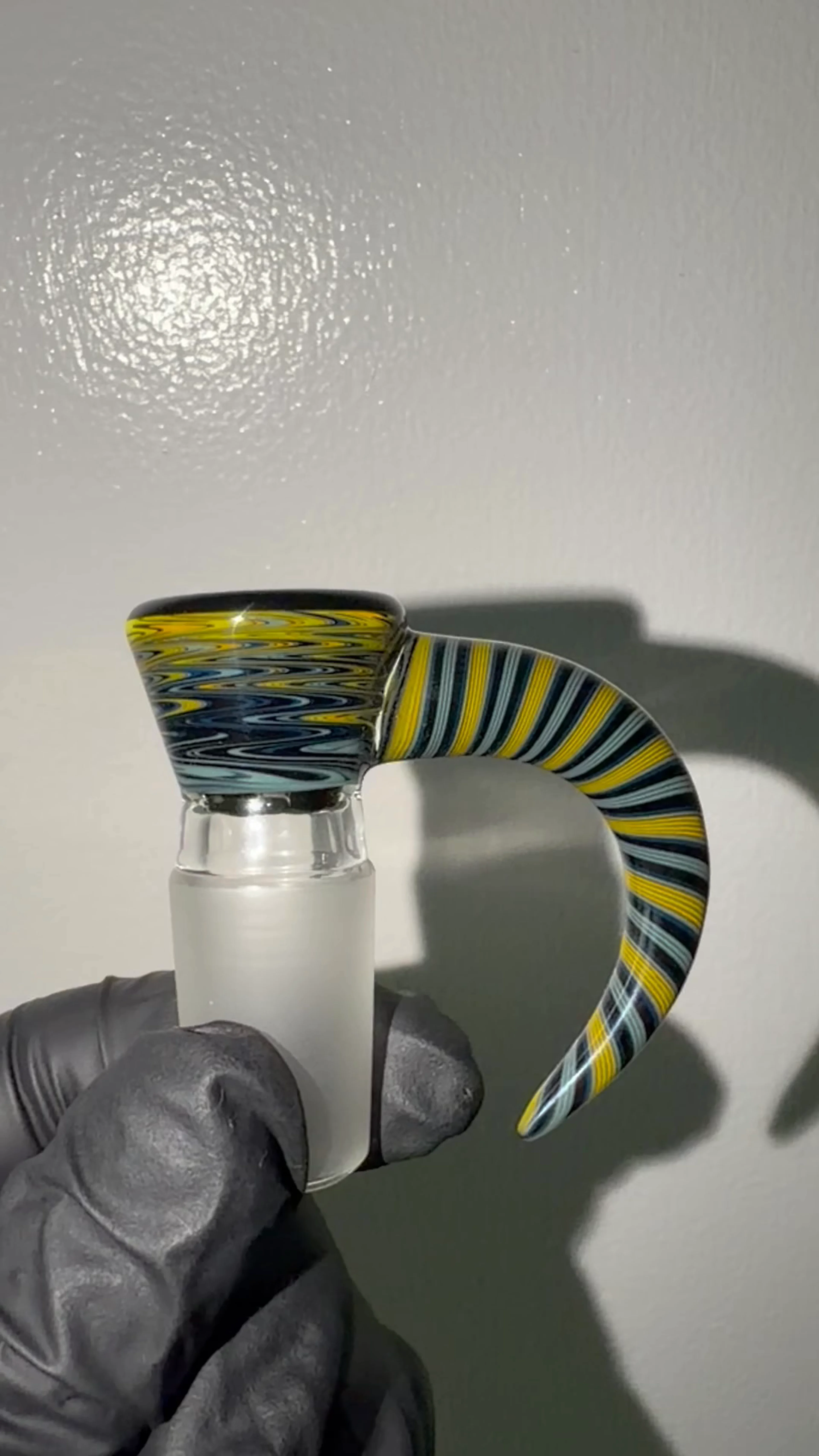 Preview pic of Bhombbhomb Glass wigwag 🛝