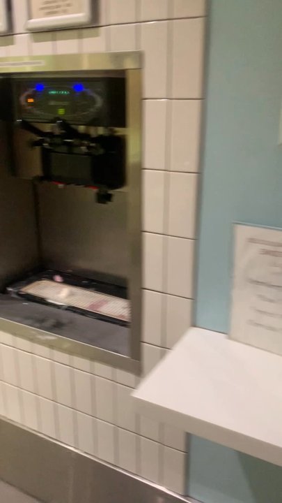 Pinkberry - Yikes! Disgusting. - Ice Cream & Frozen Yogurt Near Me - Burbank, California