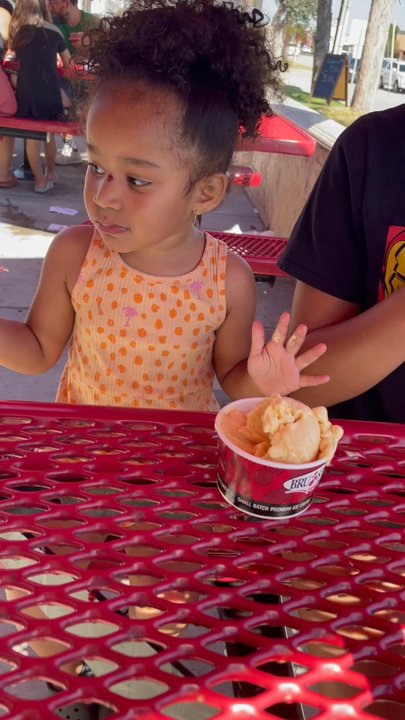 Bruster's Real Ice Cream - My girls enjoying their ice cream - Ice Cream & Frozen Yogurt Near Me - Torrance, California
