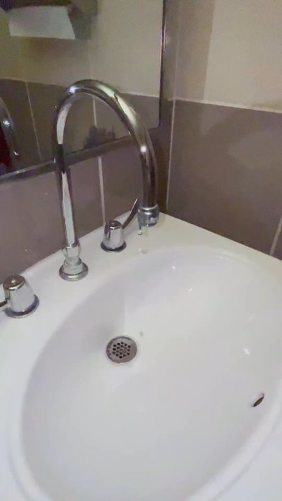 Trusted Medical Centers Mansfield - Sink dripped water the whole time not able to shut it - Emergency Rooms Near Me - Mansfield, Texas