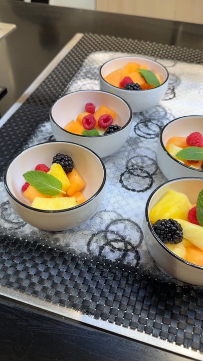 Chase Sapphire Lounge - Airport Lounges Near Me - San Diego, California