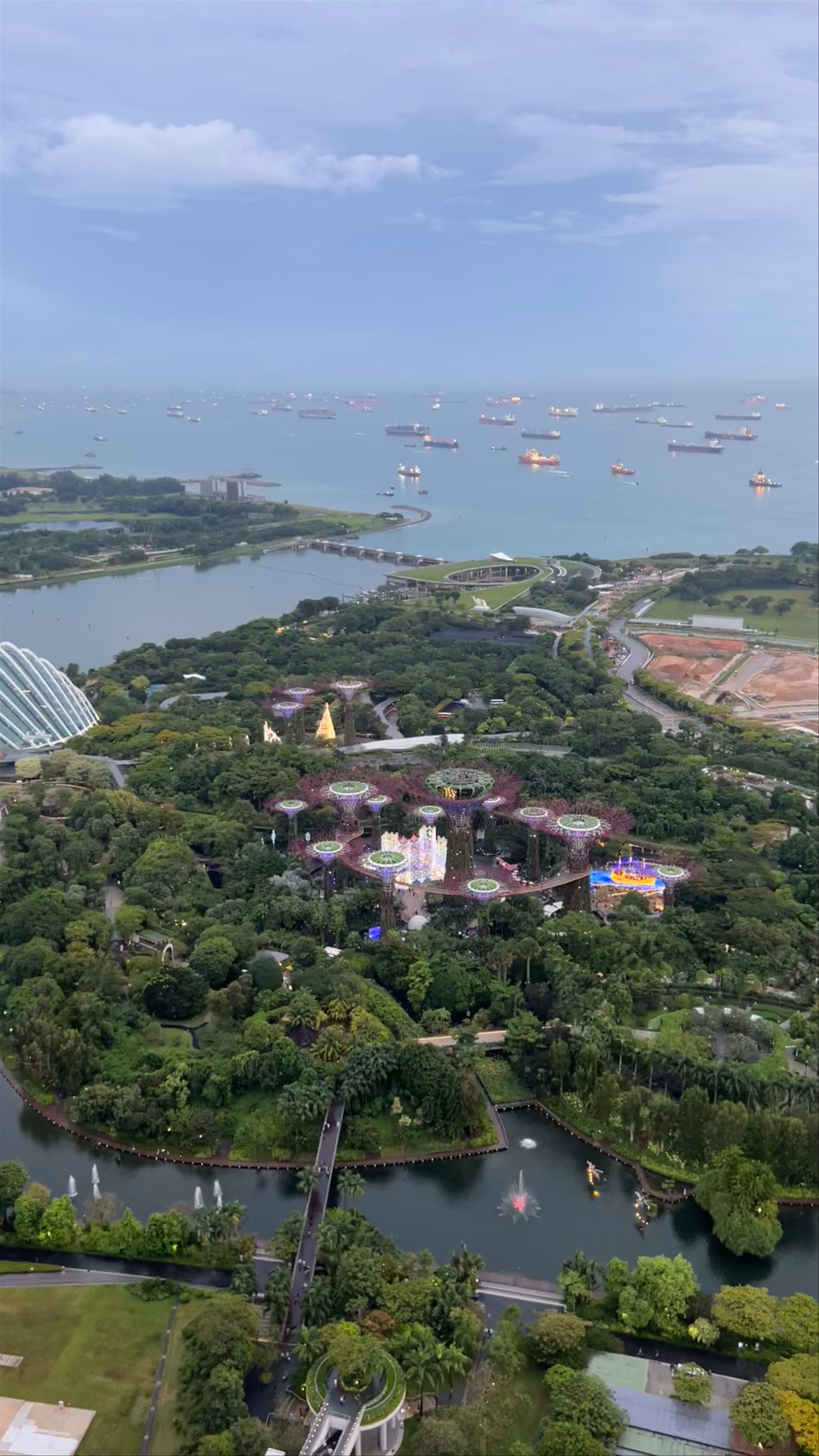 CÉ LA VI Singapore: SkyBar & Stunning Cityscape Views