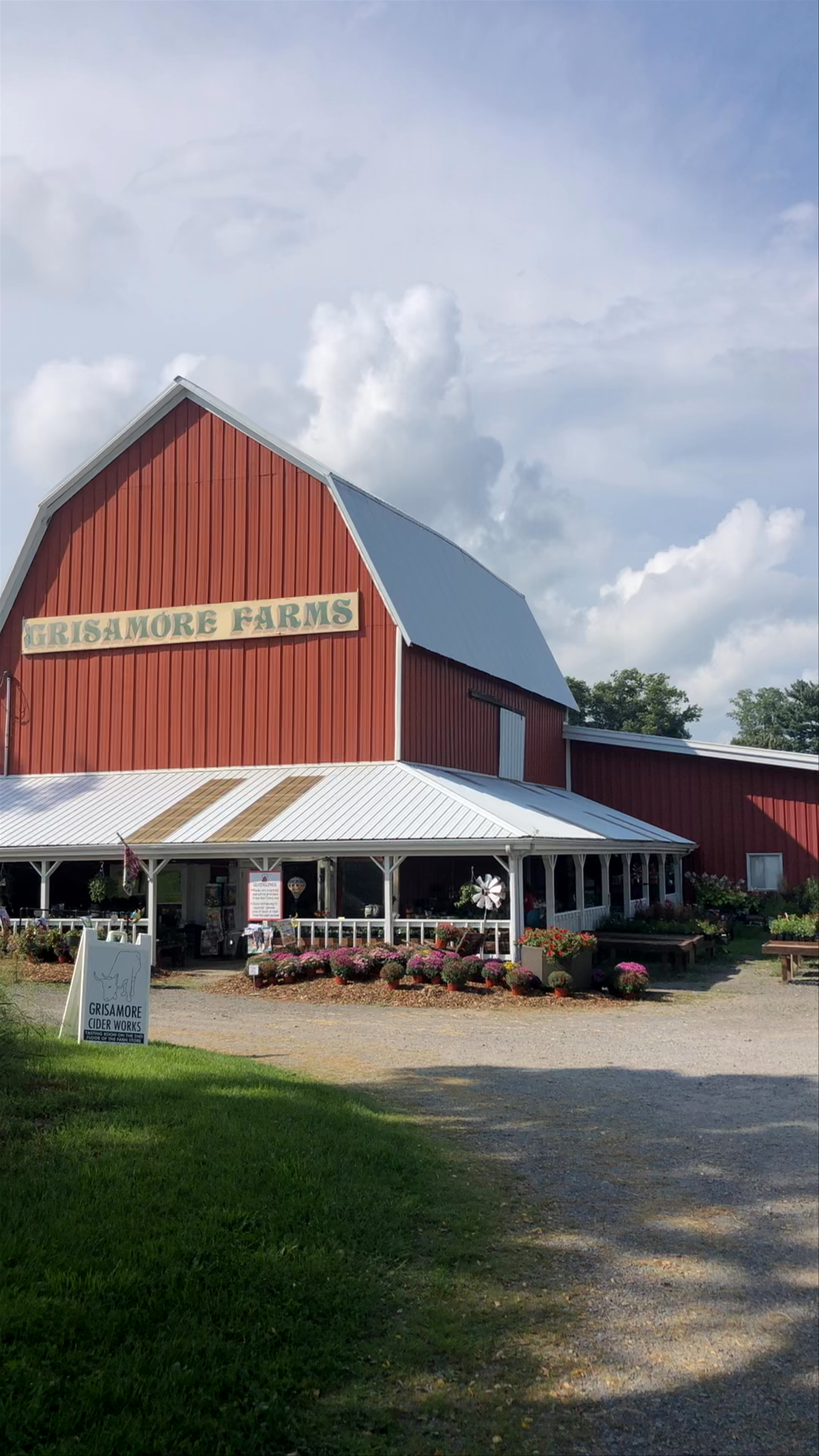 Grisamore Farms: Rustic Charm and Country Serenity in Locke, New York