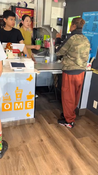 Boba Queen - Crazy racist Karen tries to tell the workers that she owns them. - Bubble Tea Near Me - Fremont, California