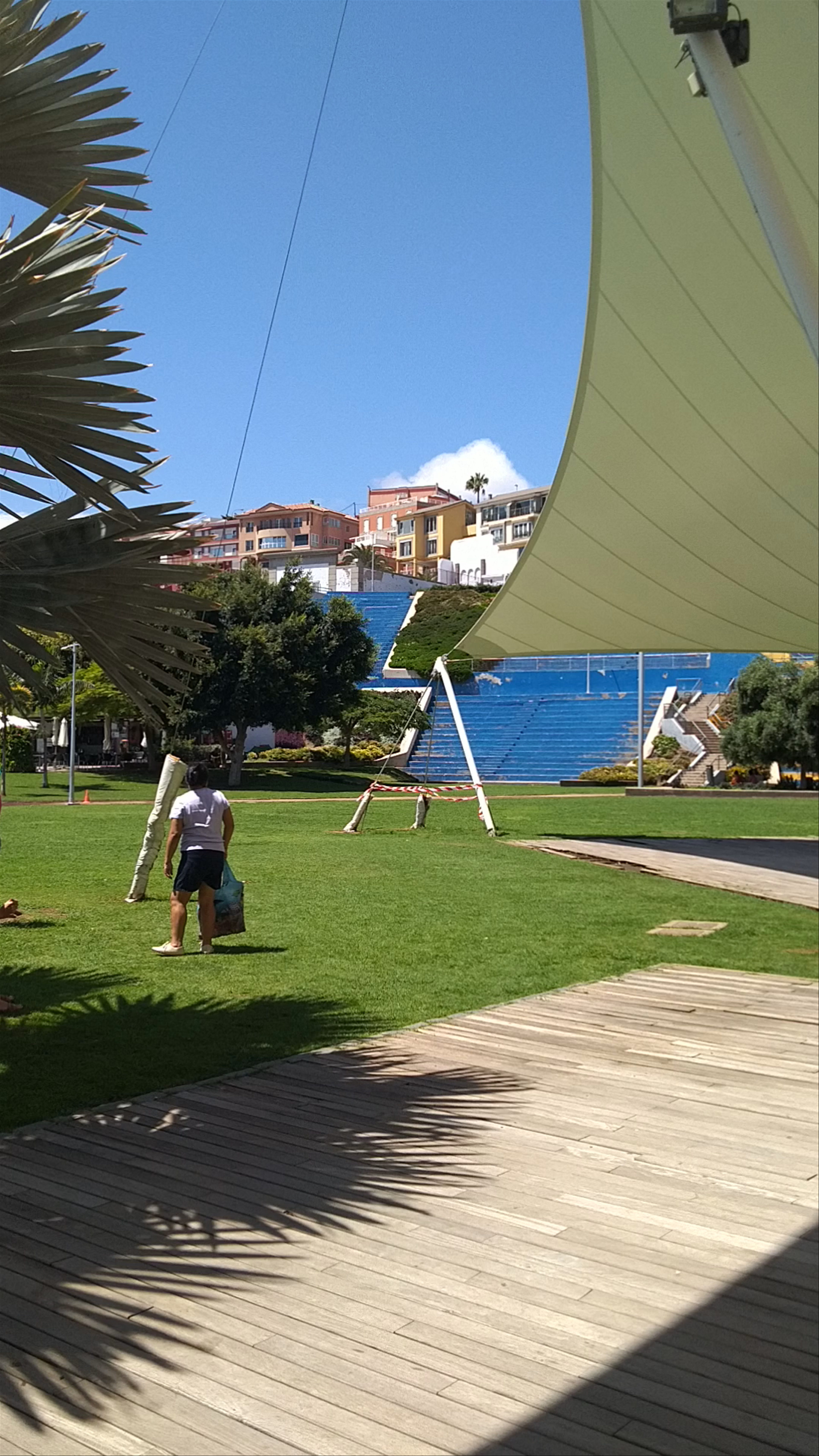 Parque del Estadio Insular: Vibrant Urban Oasis in Las Palmas de Gran Canaria