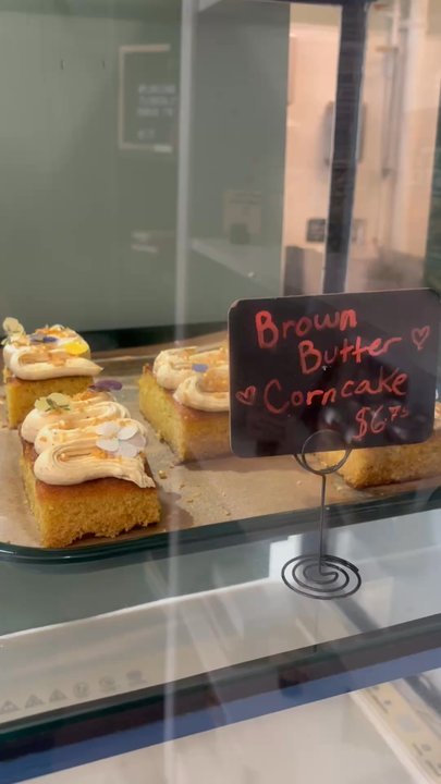 Dolly's Coffee Shop - Bakeries Near Me - Brooklyn, New York