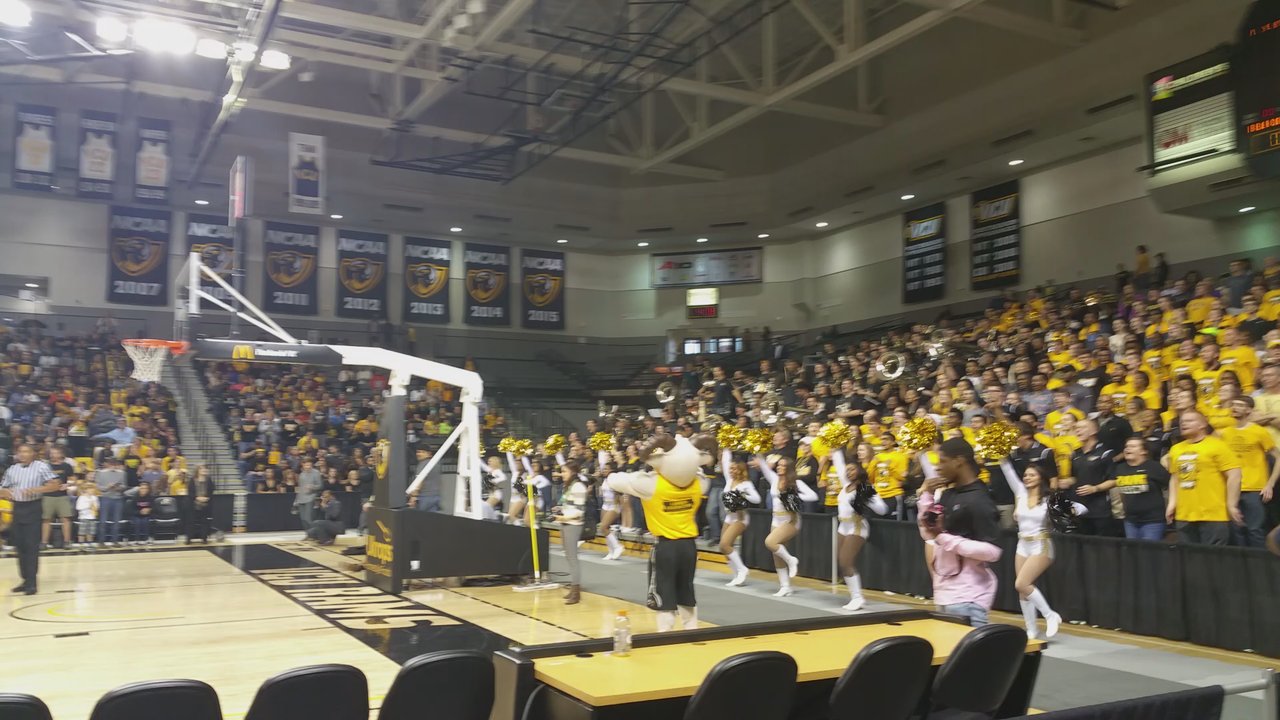 Stuart C. Siegel Center - Black and gold game oct. 2015. - Stadiums & Arenas Near Me - Richmond, Virginia