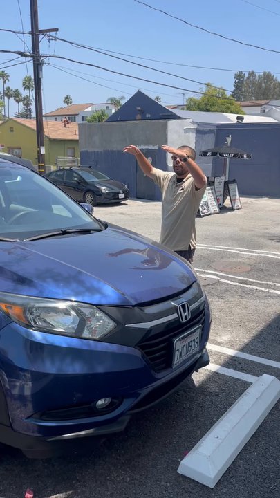 Philz Coffee - OP Valet company needs to train their employees bc he harassed us and threatened us multiple times. Blocked our car in/trapped us. - Coffee & Tea Near Me - Studio City, California