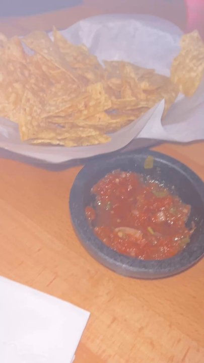 Mariscos La Marina Seafood Grill - Chips and salsa - Mexican Near Me - Lancaster, Texas