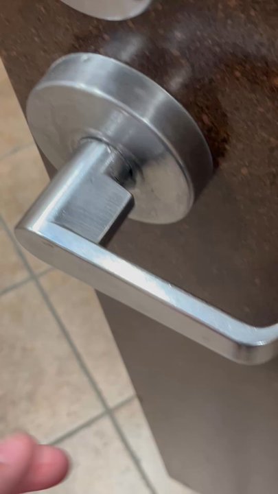 7 Eleven - Dore broke - Gas Stations Near Me - Gatesville, Texas