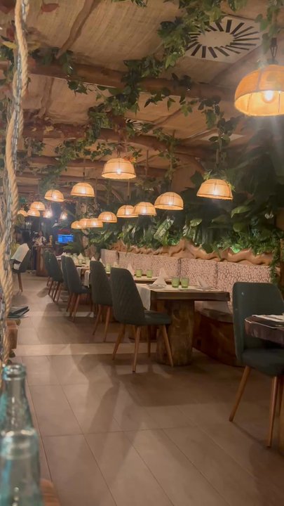 La Selva - Inside - Steakhouses Near Me - Barcelona, B