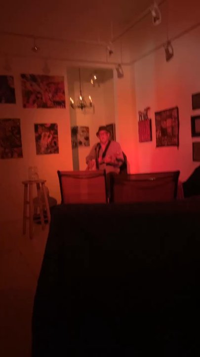Hellada Gallery - Robert Dean playing the Blues - Art Galleries Near Me - Long Beach, California