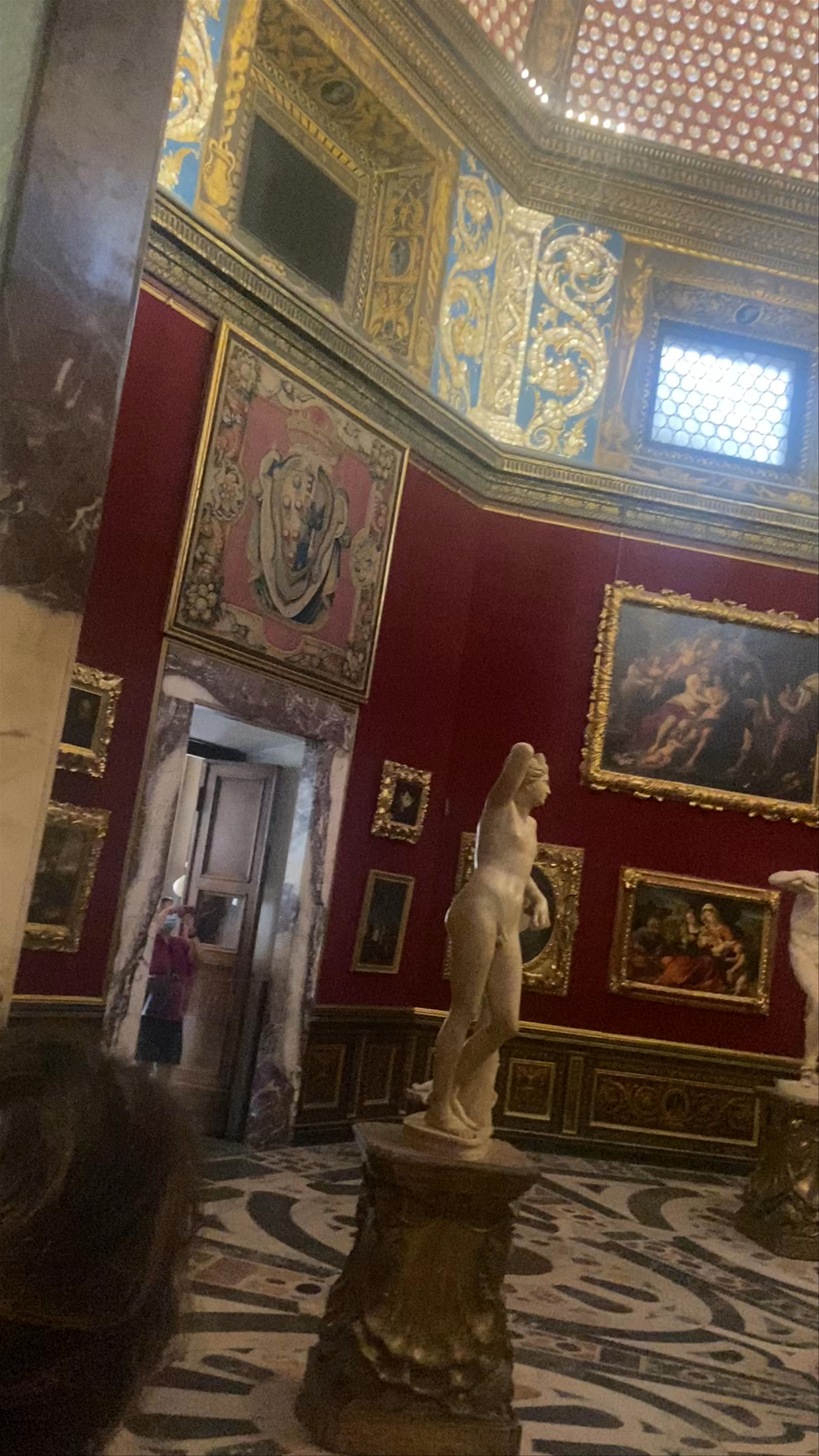 Piazzale degli Uffizi, Florence