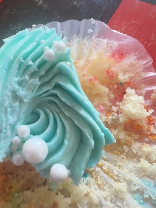 Moore Sweets - Yummy cupcakes birthday cake flavor - Cupcakes Near Me - Stockbridge, Georgia