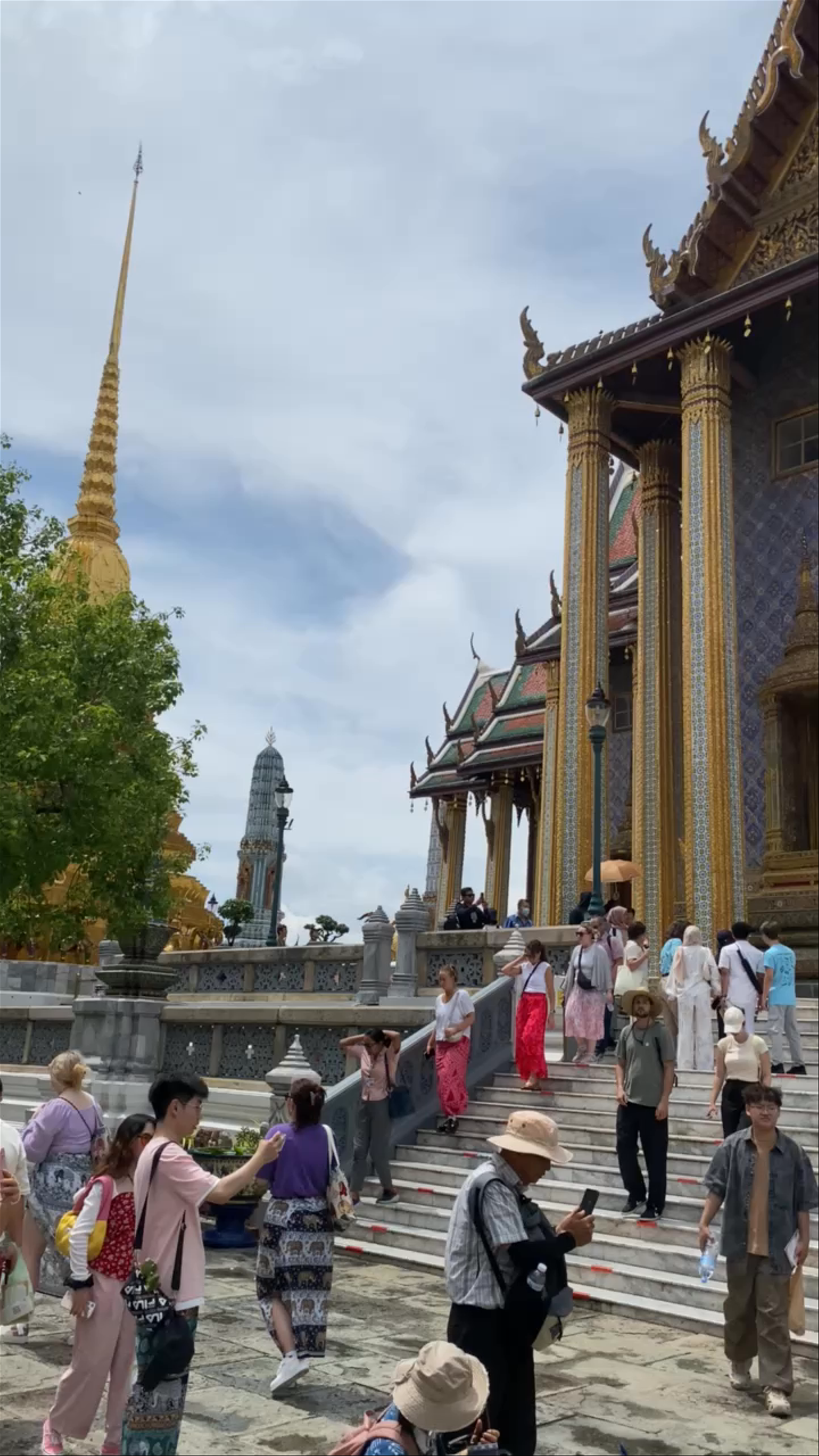 Emerald Buddha Temple: A Spiritual Jewel in Bangkok