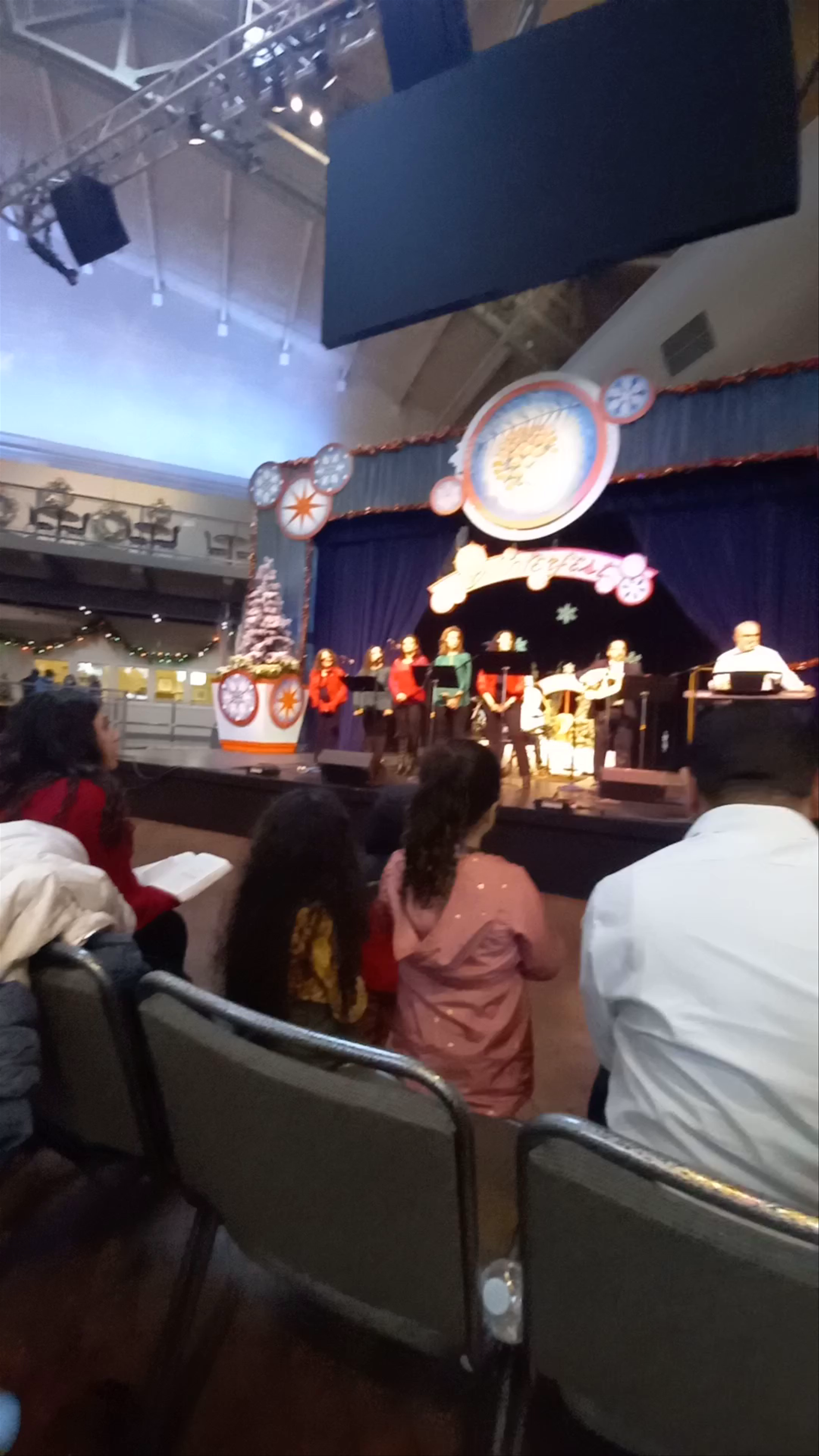 Family Holiday Singalong at Seattle Center