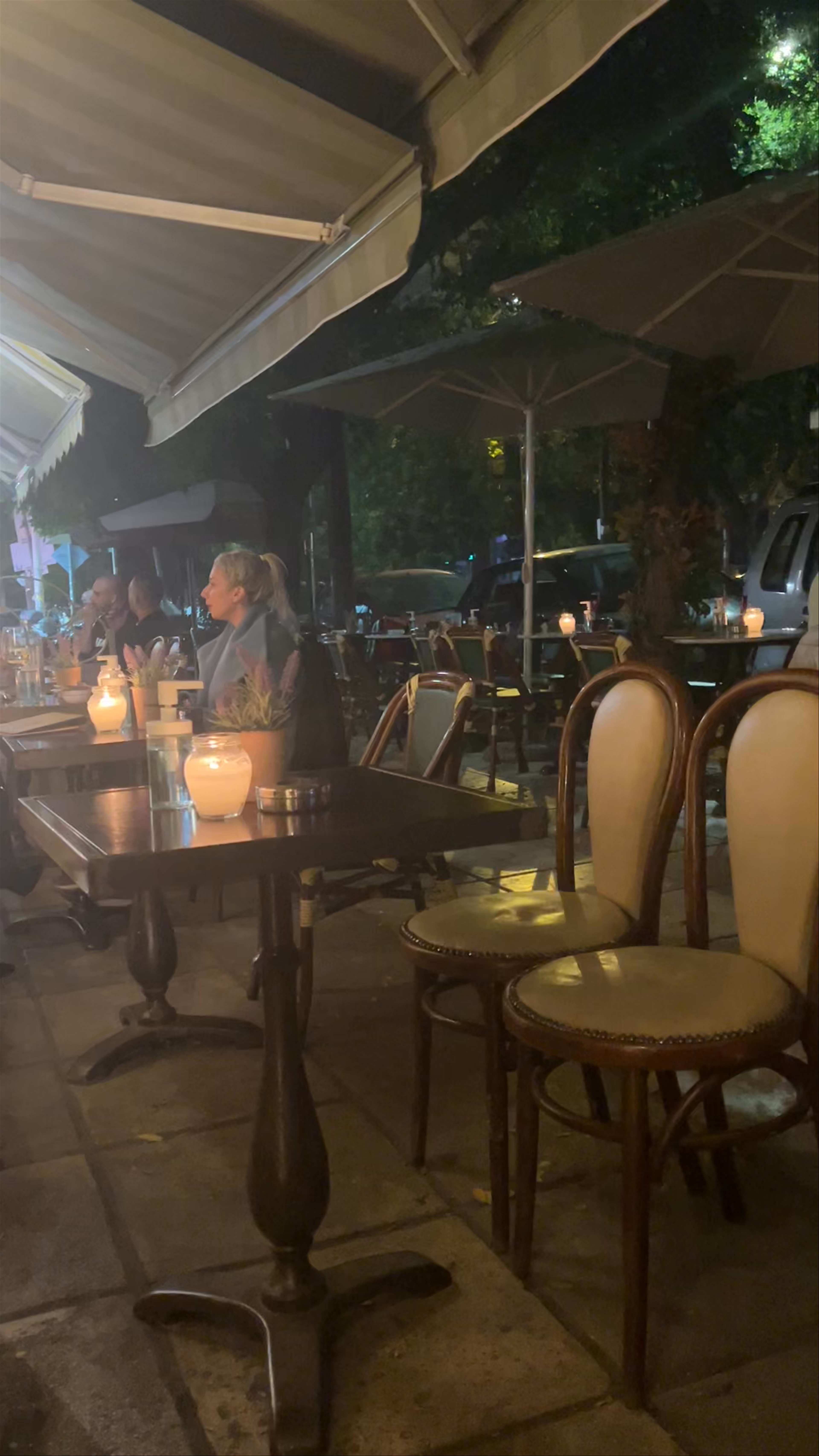 The Coffee Story: Cozy Evening Café Vibes in Thessaloniki