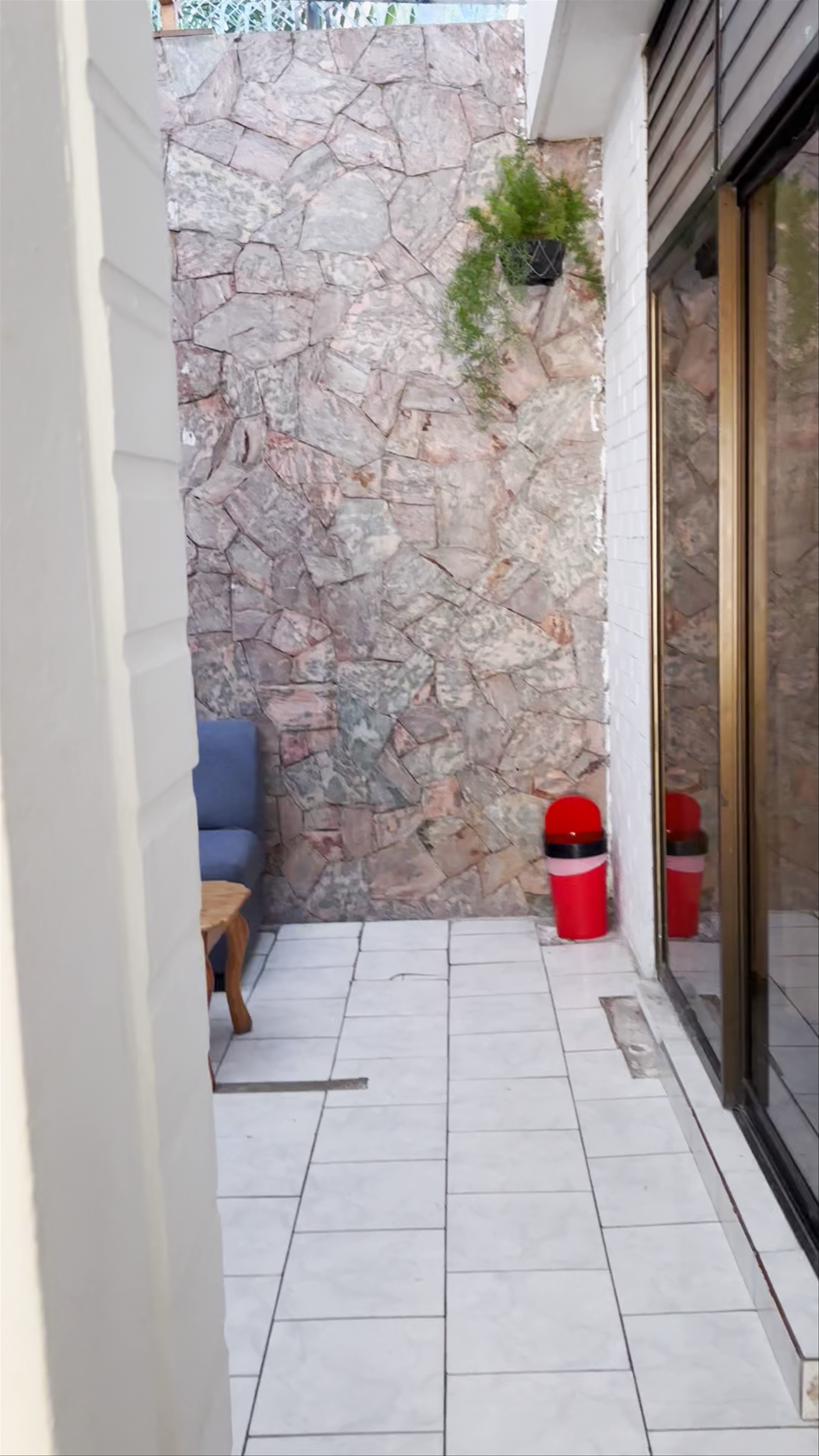 Central 10 Boutique Hostel