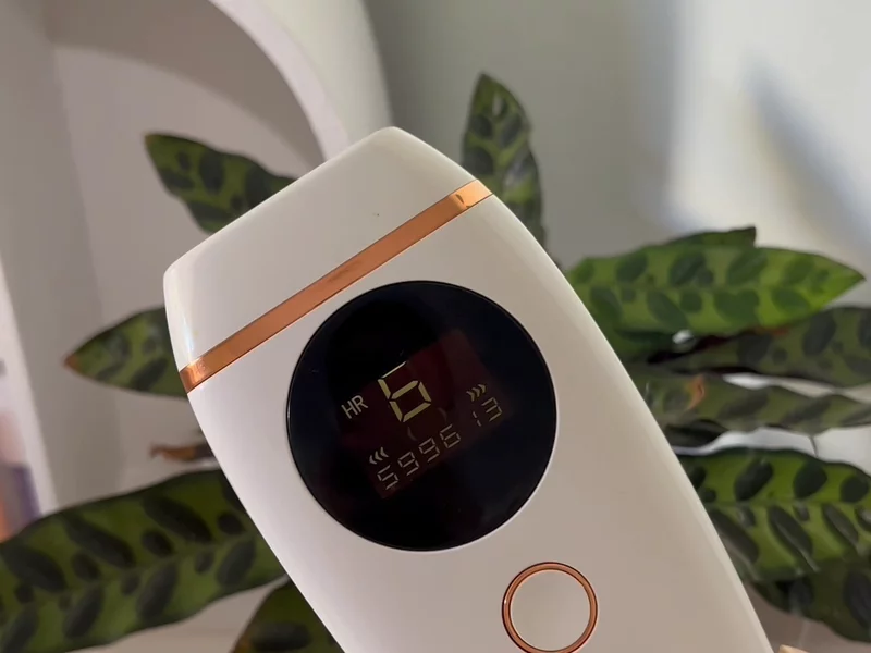 Handheld ipl