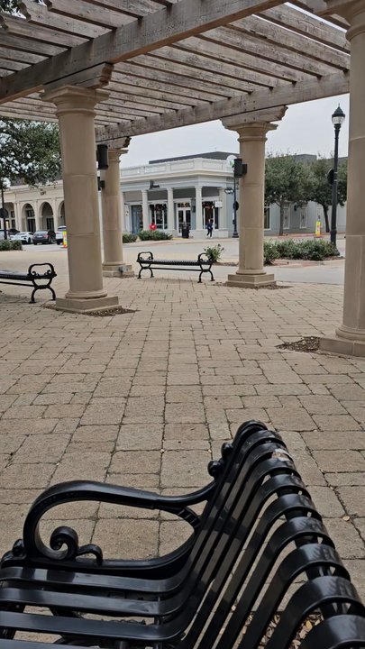 Southlake Town Square - Great shops lousy parking - Shopping Centers Near Me - Southlake, Texas