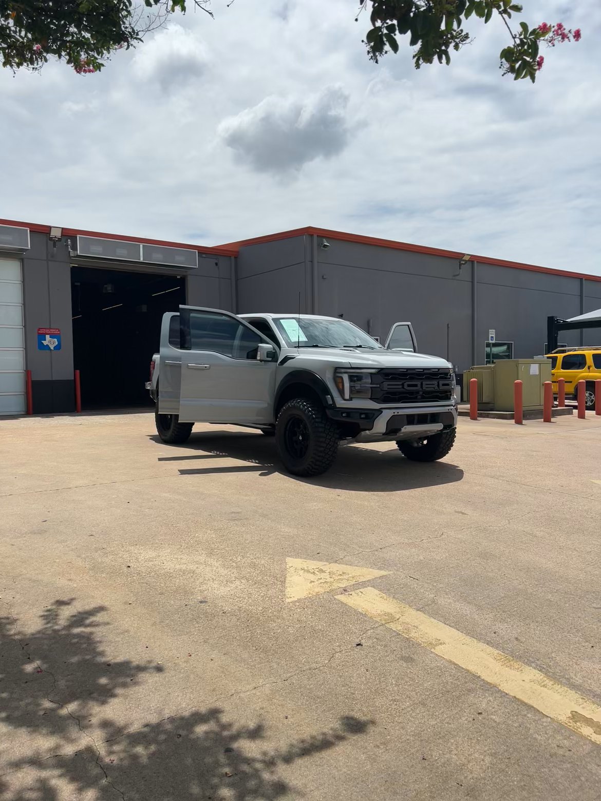 Lifted Trucks - #TX10493 - 2024 Ford F-150 Raptor SuperCrew