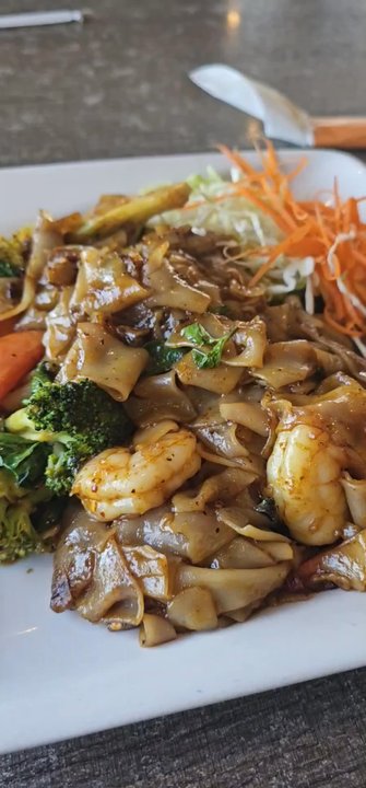 Thai Rama - Drunken noodles - Thai Near Me - Phoenix, Arizona