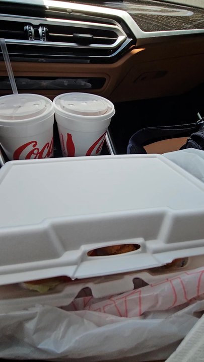 Bells Burger Basket - American Near Me - Bells, Tennessee