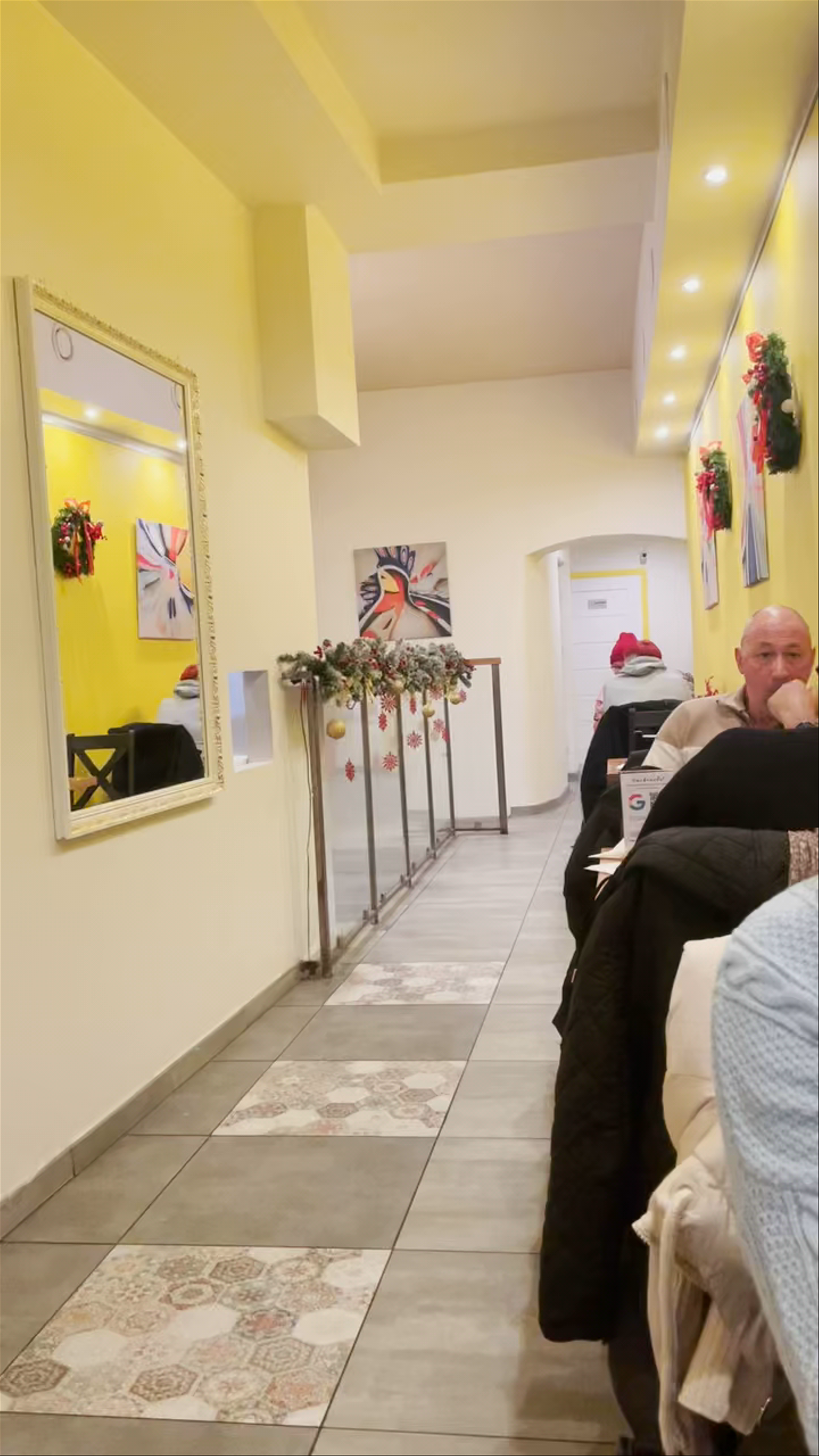 Mirror Bistro - Cozy Polish Pierogi Delight in Kraków